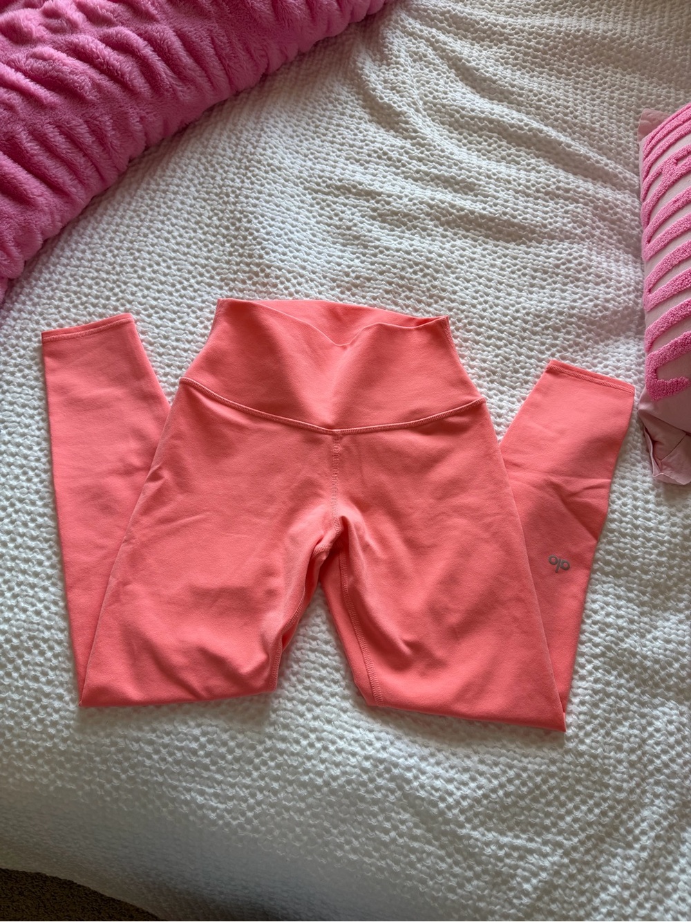 ALO Yoga Coral-Peach High-Waist Leggings